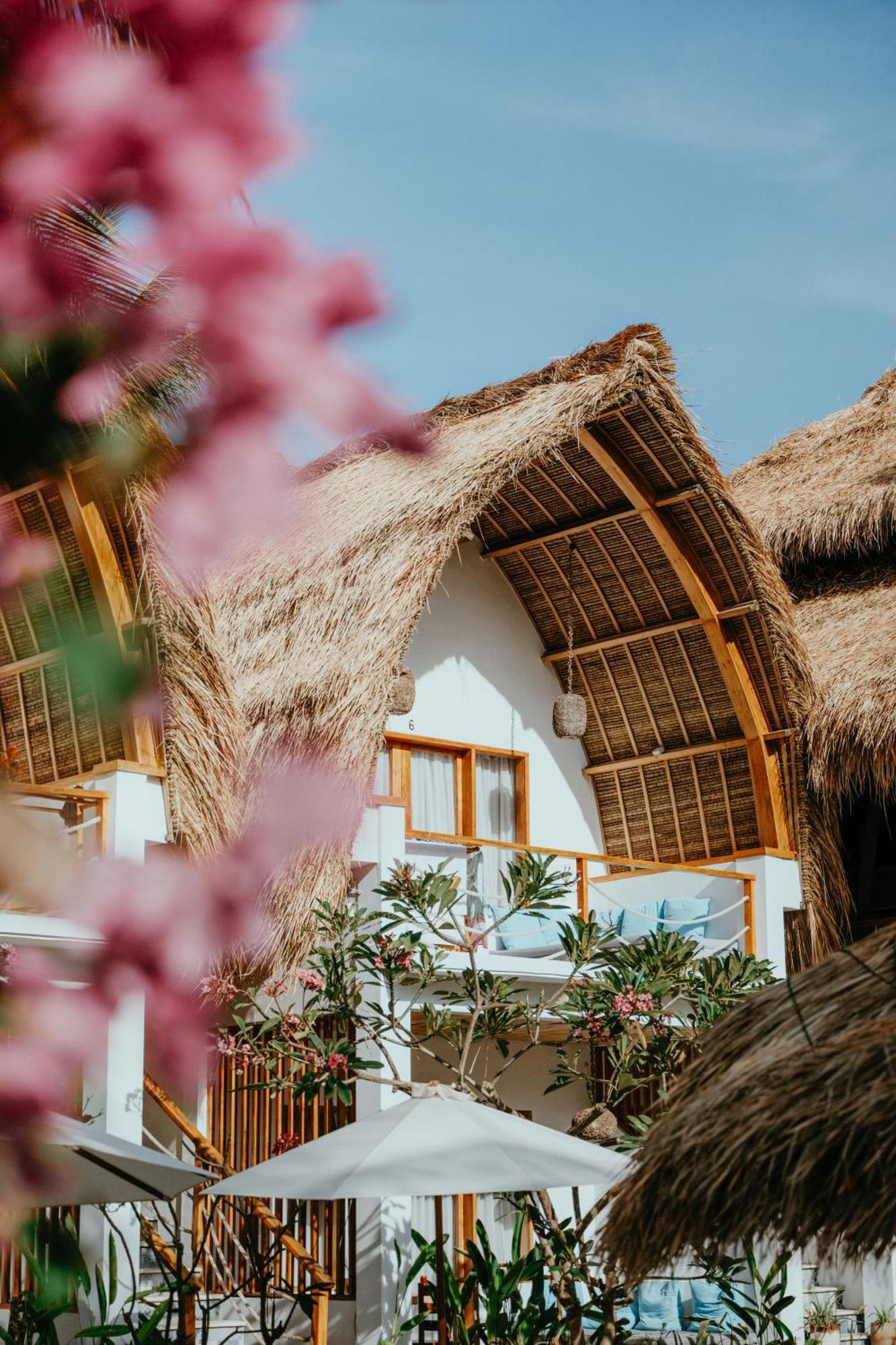 Coco Lemon Gili Resort Gili Trawangan Exterior photo